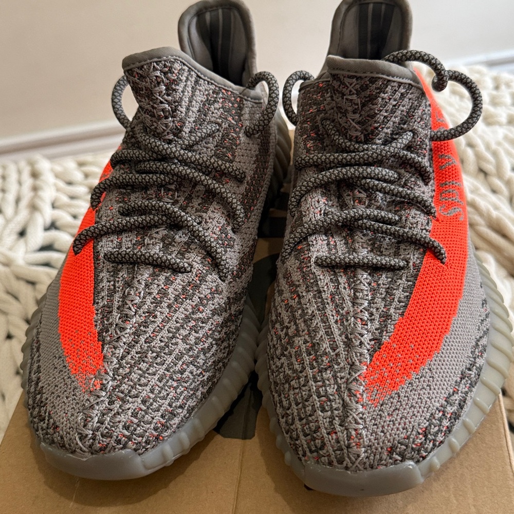 Yeezy 350 Boost 8.5
